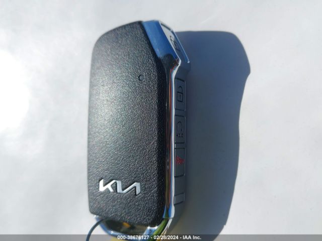 KNDCR3LE2P5042968 KIA Niro Ex Touring