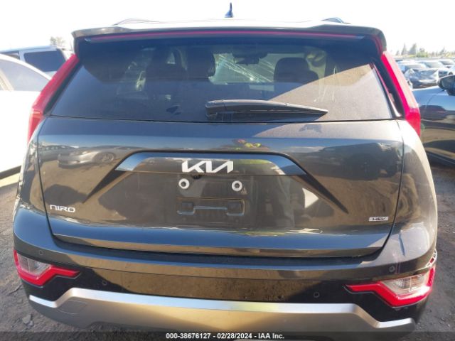 KNDCR3LE2P5042968 KIA Niro Ex Touring