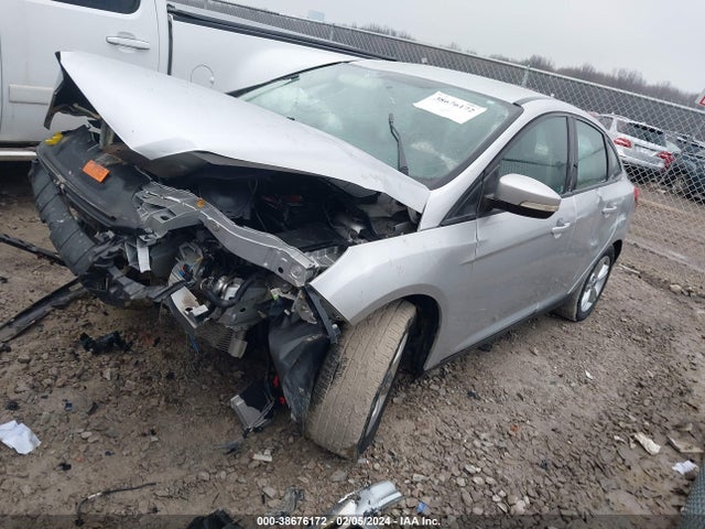 Ford FOCUS SE 2014 1FADP3F23EL206075 Image 2