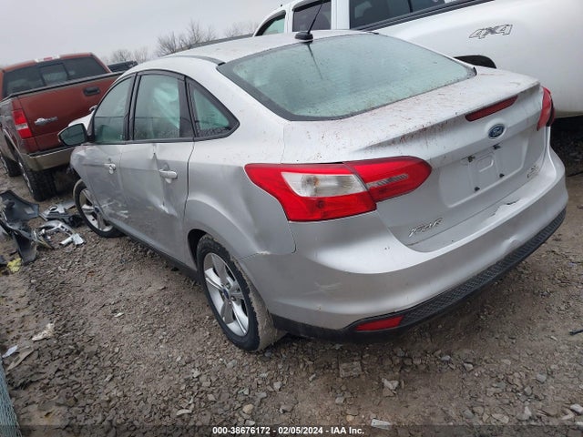 Ford FOCUS SE 2014 1FADP3F23EL206075 Image 3