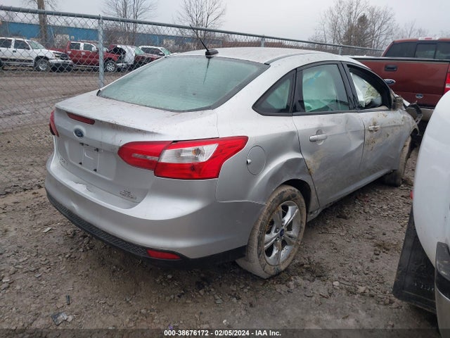 Ford FOCUS SE 2014 1FADP3F23EL206075 Image 4