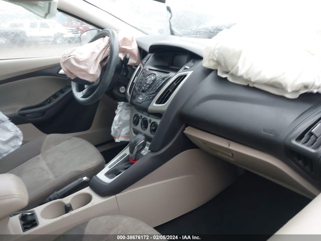 Ford FOCUS SE 2014 1FADP3F23EL206075 Image 5