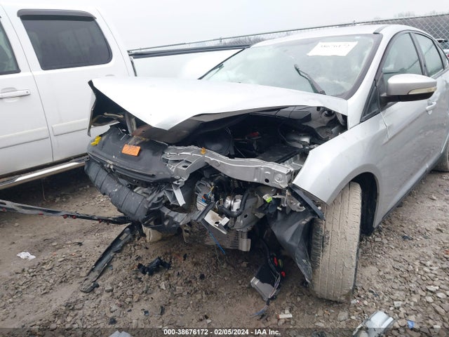 Ford FOCUS SE 2014 1FADP3F23EL206075 Image 6