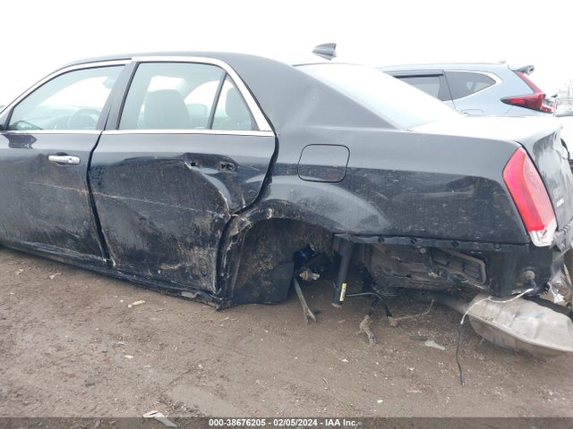 2C3CCAKG6JH250512 Chrysler 300 Limited Awd