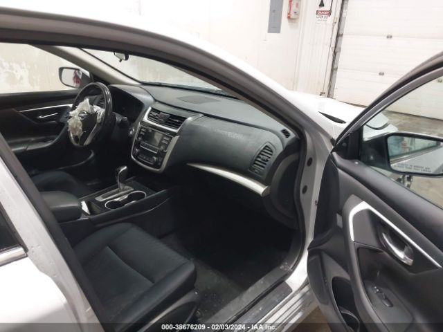 1N4AL3AP1JC243525 Nissan Altima 2.5 Sv