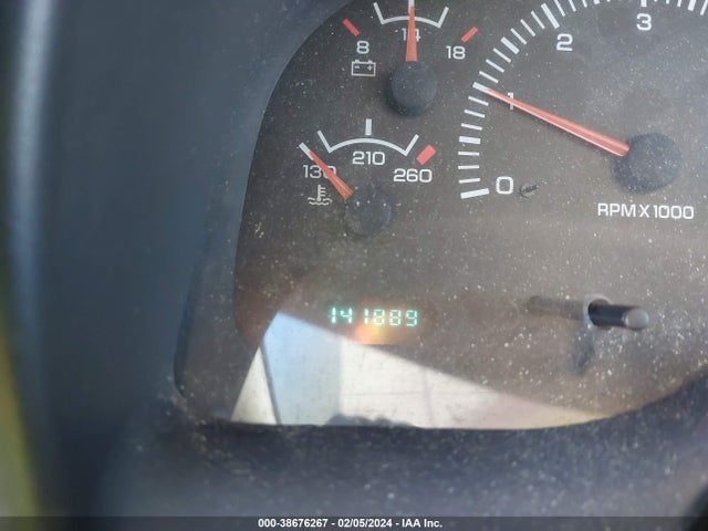 2000 DODGE RAM 1500 ST VIN: 1B7HC13Z0YJ140002