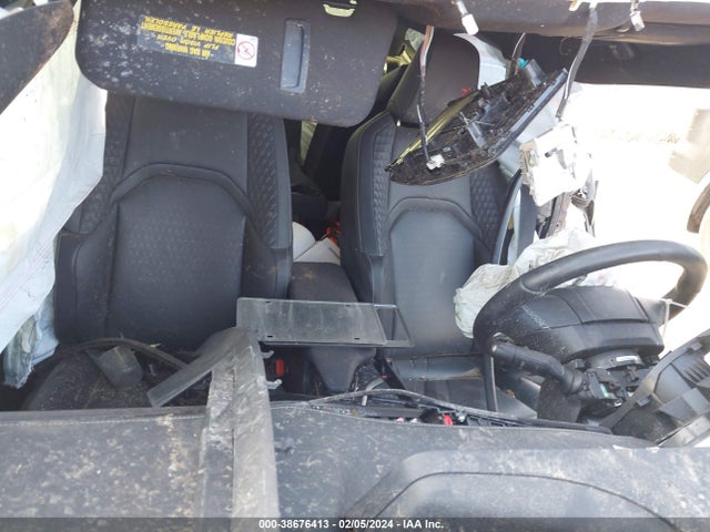 JTHX3JBH3M2038216 Lexus UX 200