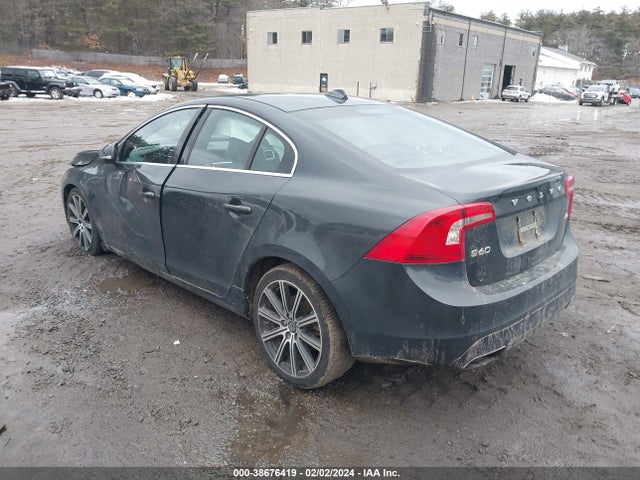 YV149MFM3F1341348 Volvo S60 T6 Platinum