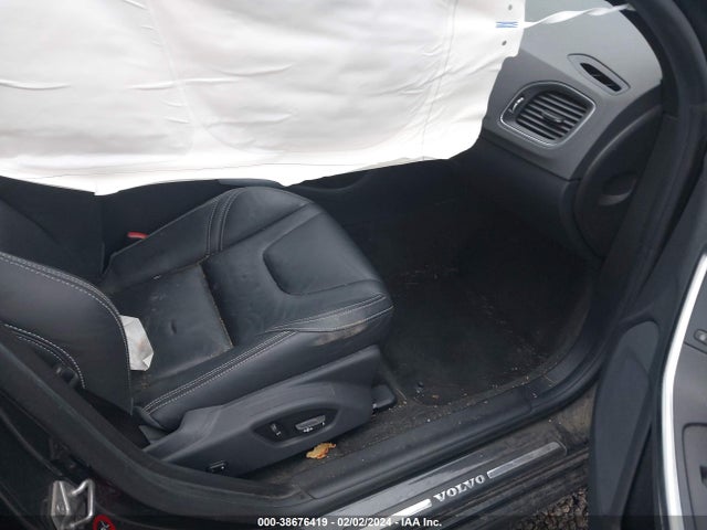 YV149MFM3F1341348 Volvo S60 T6 Platinum