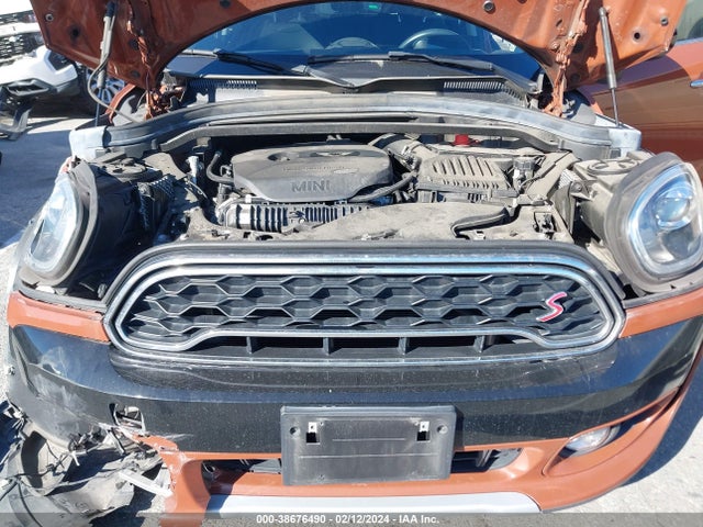 2017 MINI COUNTRYMAN WMZYT5C30H3D81231 Photo 9