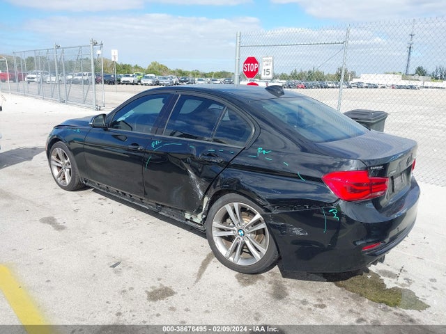 BMW 328i Xdrive 2016 WBA8E3G55GNT76632 Image 3