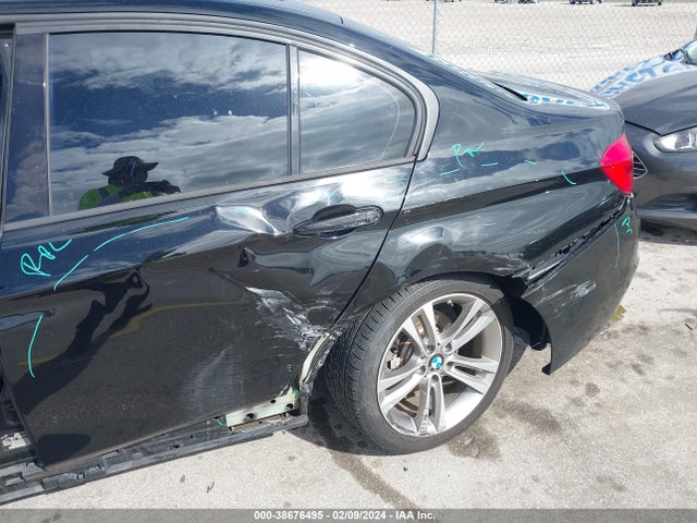 BMW 328i Xdrive 2016 WBA8E3G55GNT76632 Image 6