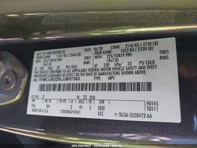 1FMCU9DZ8LUB57363 Ford Escape Titanium Hybrid