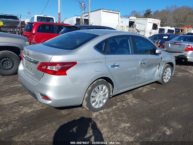 Nissan SENTRA S 2018 3N1AB7AP3JY316019 Image 4