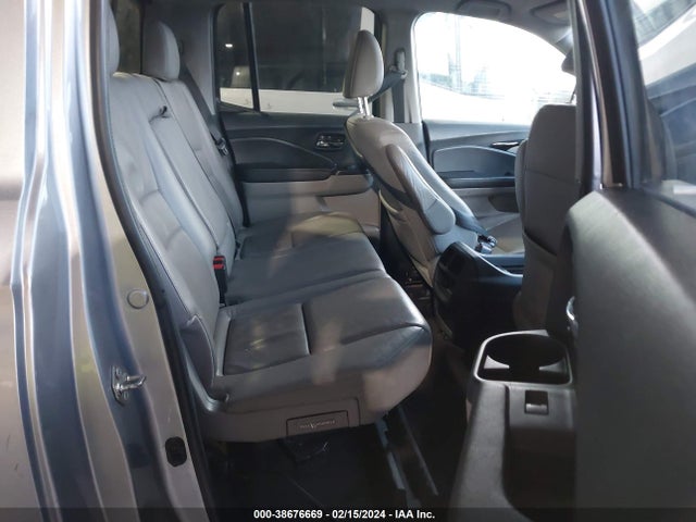 Honda Ridgeline Rtl-e 2017 5FPYK3F74HB002518 Image 8