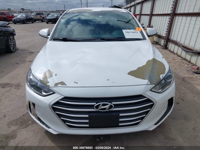 2018 HYUNDAI ELANTRA SE VIN: 5NPD74LF2JH262630