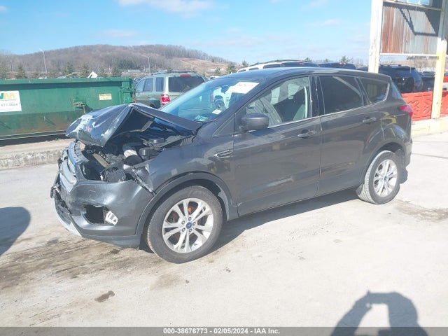Ford ESCAPE SE 2019 1FMCU0GD5KUB32480 Image 2