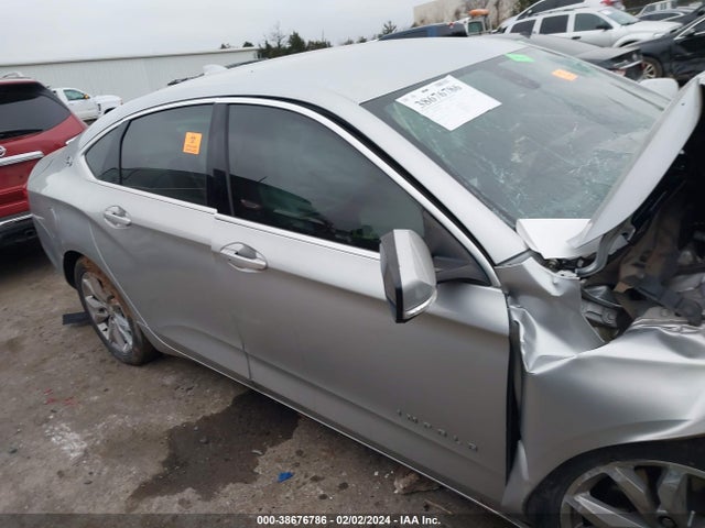 Chevrolet IMPALA 1LT 2018 2G1105S36J9120684 Image 12