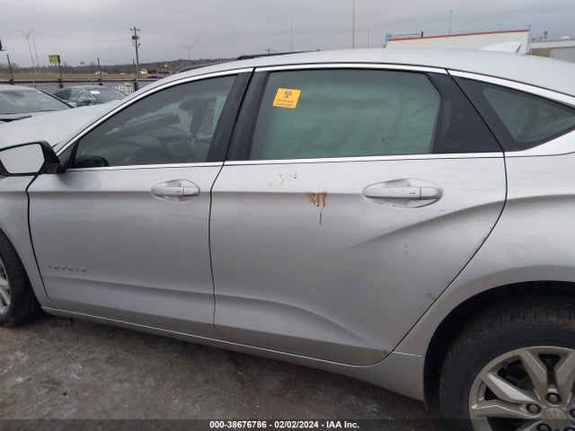 Chevrolet IMPALA 1LT 2018 2G1105S36J9120684 Image 13