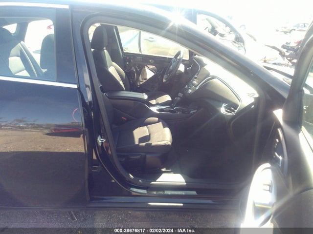 Chevrolet MALIBU LT 2018 1G1ZD5ST0JF197579 Image 5
