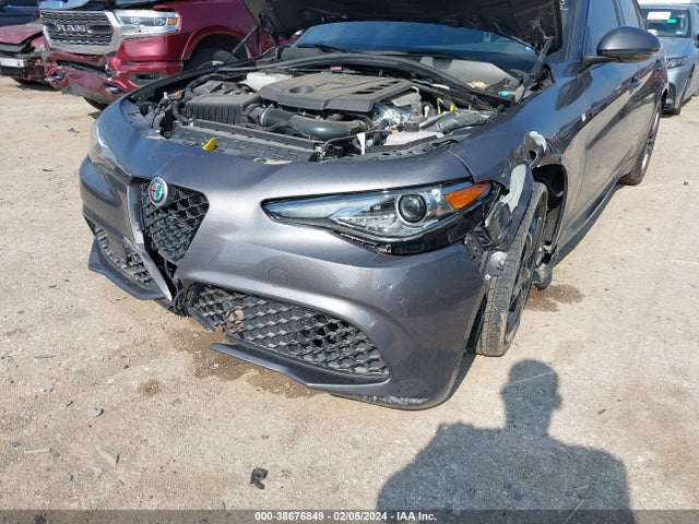 ZARFAMBN0N7666352 Alfa Romeo Giulia Ti Rwd
