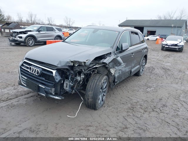 Audi Q7 55 Premium/55 Se Premium 2019 WA1LAAF75KD037510 Image 2