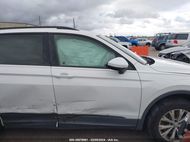 3VV1B7AX9LM047906 Volkswagen Tiguan 2.0t S
