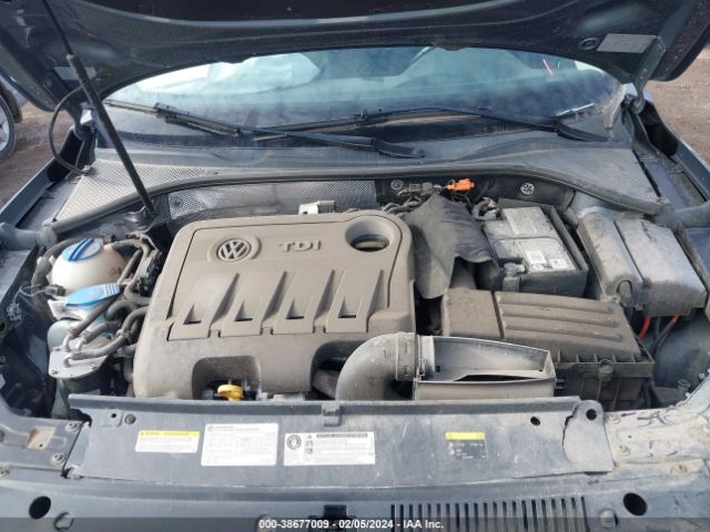 1VWBN7A3XEC116451 Volkswagen Passat 2.0l Tdi Se