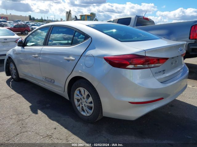 KMHD74LF2JU520453 Hyundai ELANTRA SE