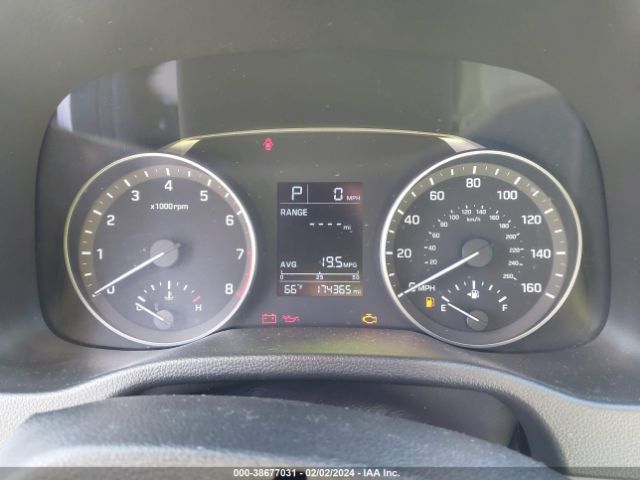KMHD74LF2JU520453 Hyundai ELANTRA SE