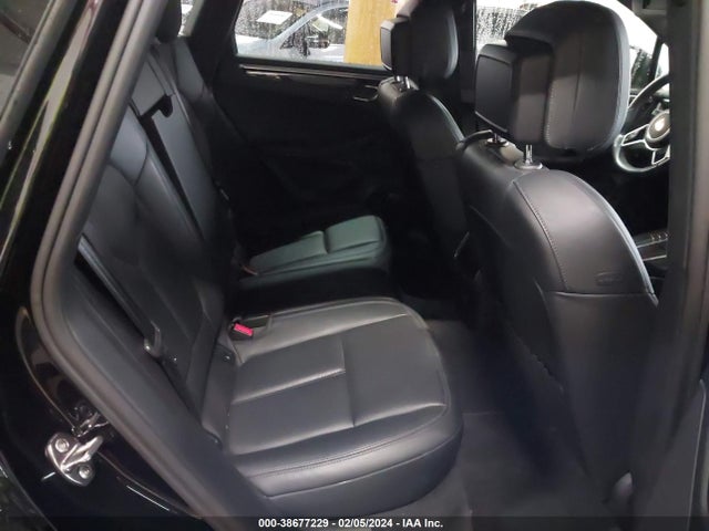 2021 PORSCHE MACAN WP1AA2A53MLB02886 Photo 7