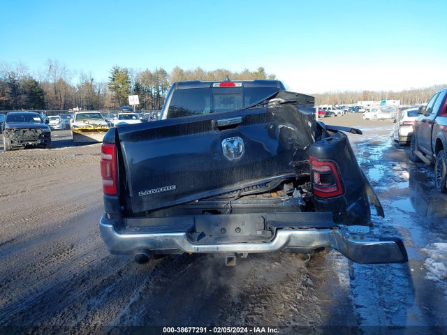 RAM 1500 Laramie Quad Cab 4x4 6'4 Box 2020 1C6SRFDT1LN263151 Image 16