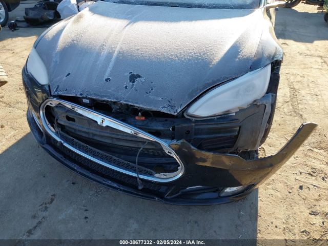 5YJSA1H18EFP33091 Tesla Model S P85