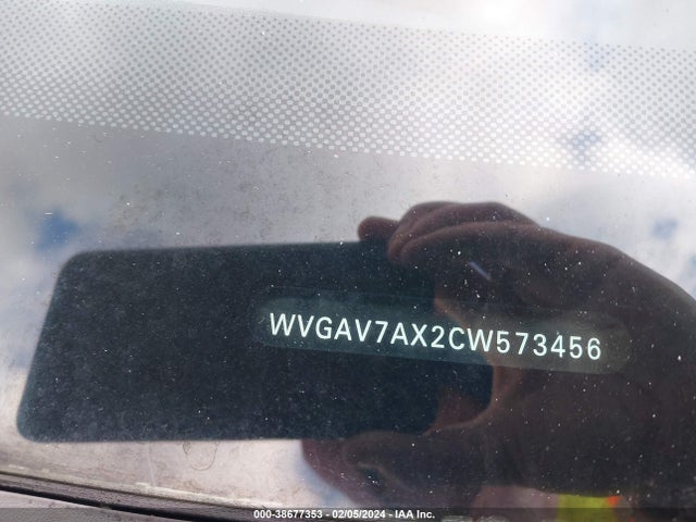 2012 VOLKSWAGEN TIGUAN SE VIN: WVGAV7AX2CW573456