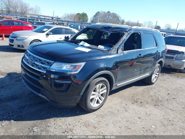 Ford EXPLORER XLT 2018 1FM5K8D80JGC04493 Image 2