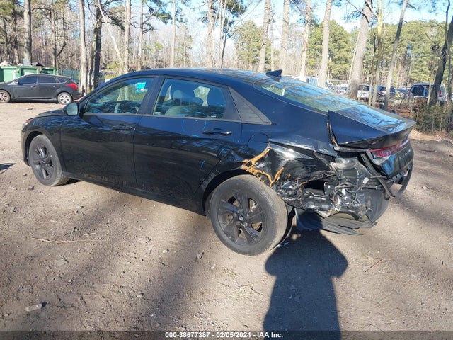 2021 HYUNDAI ELANTRA SEL VIN: 5NPLM4AG9MH027744