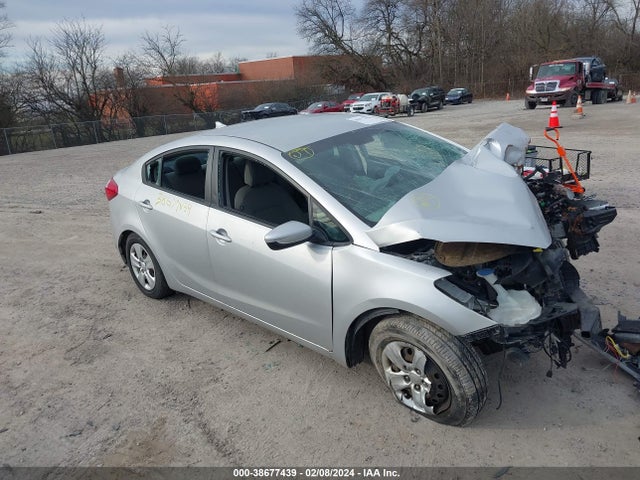 KIA FORTE LX 2016 KNAFK4A6XG5542585 Image 1