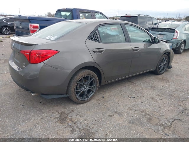 Toyota COROLLA SE 2017 5YFBURHE0HP602982 Image 4