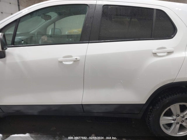 Chevrolet Trax Awd Ls 2022 KL7CJNSM9NB510430 Image 14