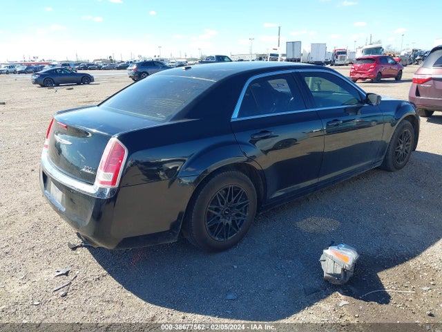 Chrysler 300 2014 2C3CCAAG6EH189833 Image 4