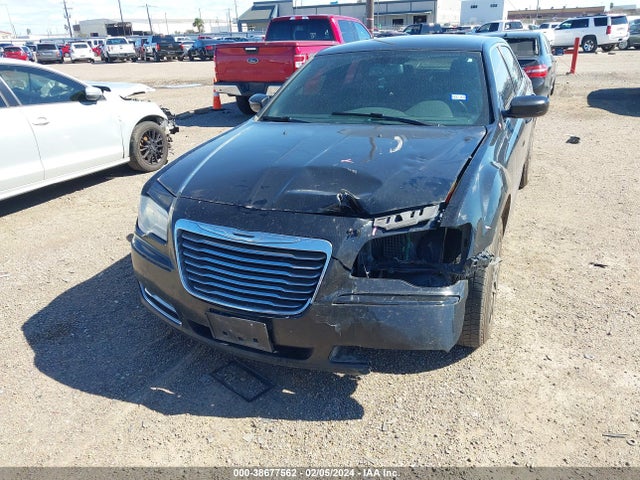 Chrysler 300 2014 2C3CCAAG6EH189833 Image 6