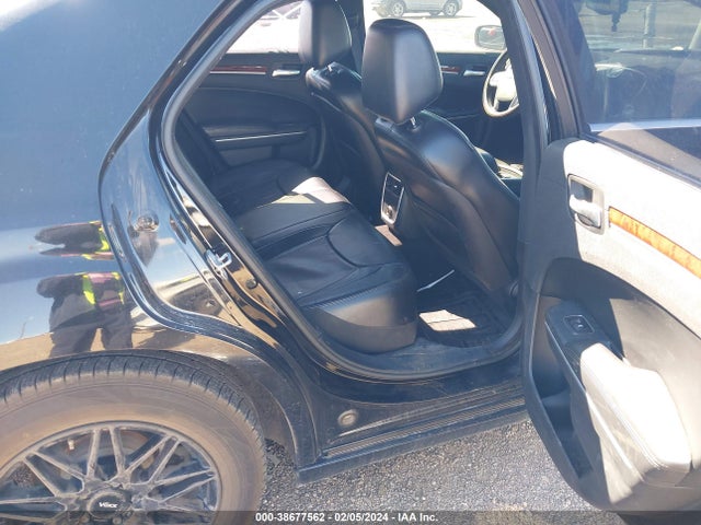 Chrysler 300 2014 2C3CCAAG6EH189833 Image 8