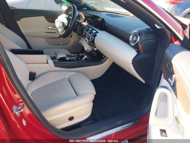 W1K5J4HB8MN203961 Mercedes-Benz CLA 250 4MATIC