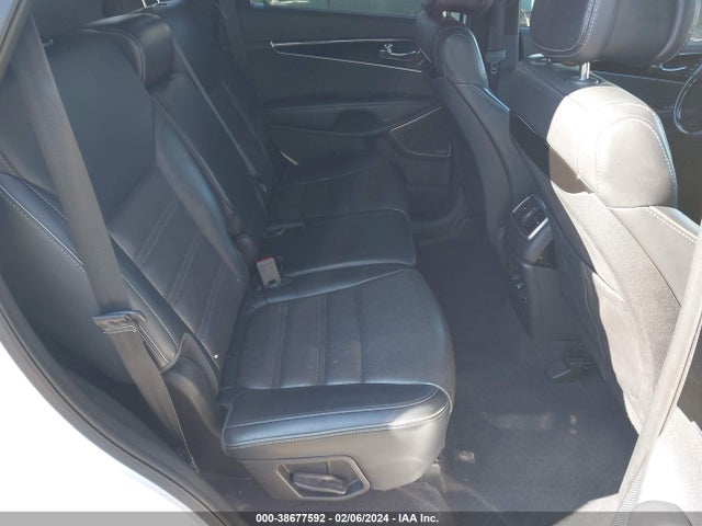 2016 KIA SORENTO 3.3L SXL VIN: 5XYPKDA58GG153191
