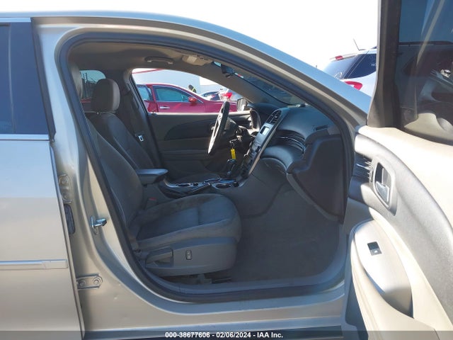Chevrolet MALIBU LS 2015 1G11B5SL5FF177886 Image 5