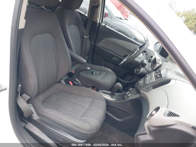 Chevrolet Sonic Lt Auto 2014 1G1JC6SH2E4104726 Image 5