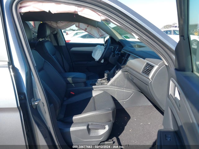 1V2DR2CA8KC588978 Volkswagen Atlas 3.6l V6 Se
