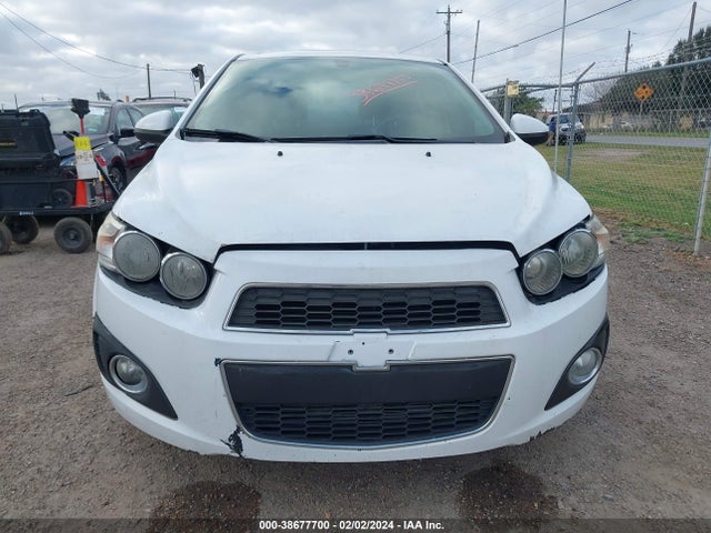Chevrolet Sonic Ltz Auto 2015 1G1JE5SB1F4112351 Image 6
