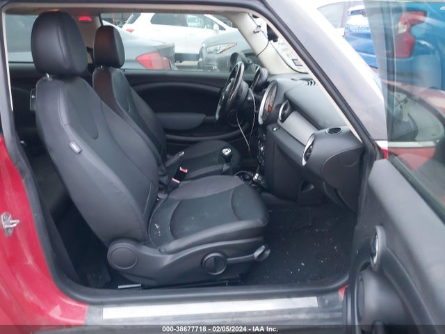 2011 MINI COOPER WMWSU3C5XBT183041 Photo 4