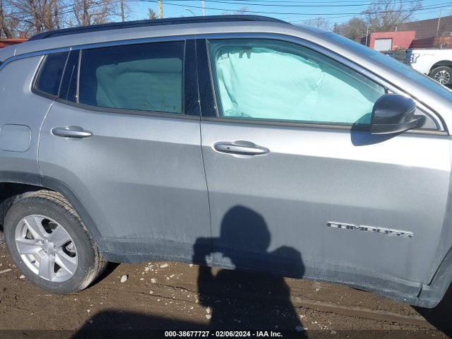 Jeep Compass Latitude 4x4 2022 3C4NJDBB5NT233942 Image 13